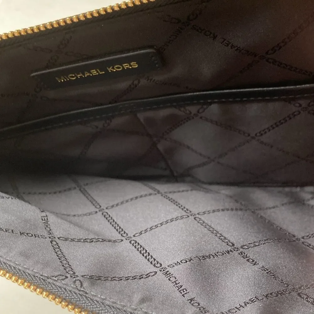 Micheal Michael Kors| Michael Kors Canvas ❤️ Montreal Zippered Clutch New